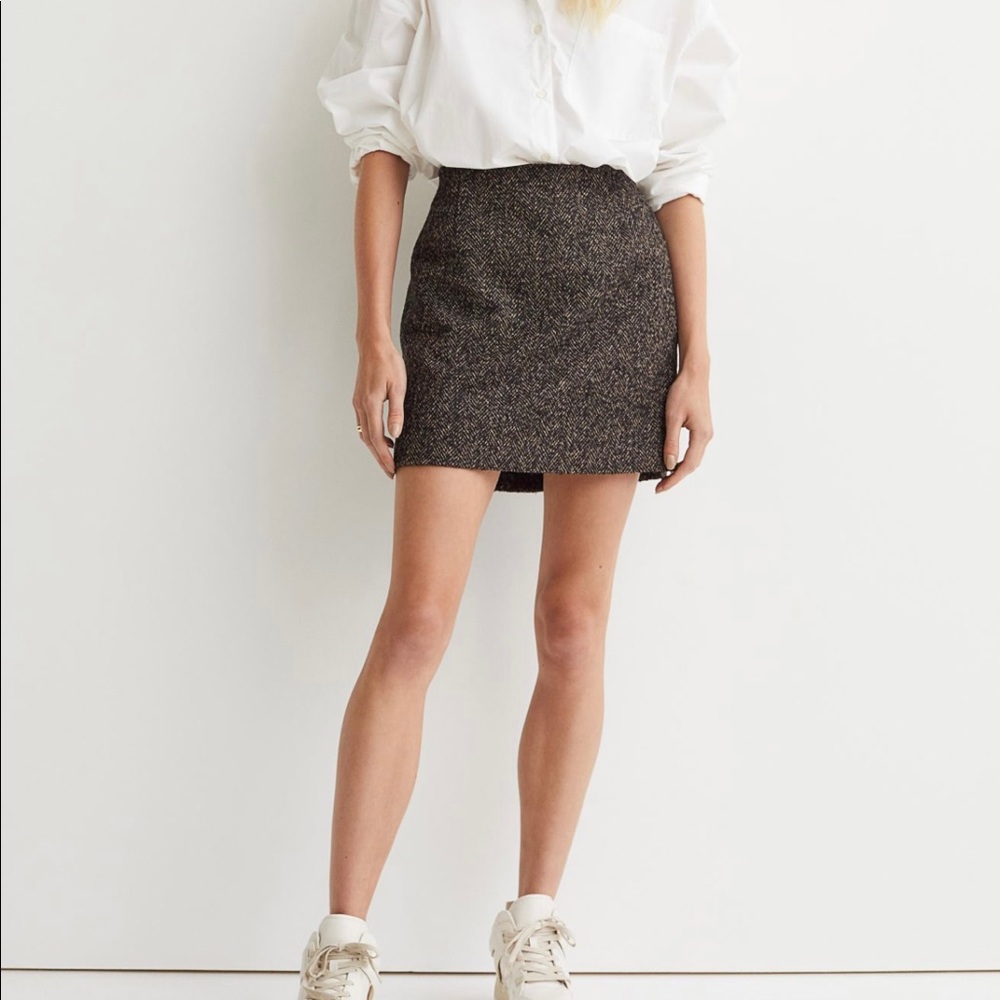 NEW H&M SKIRT in Woven, Textured Fabric - Brown/Herringbone-patterned - Size M